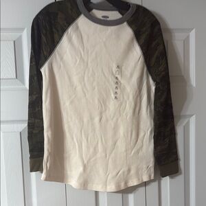 Old Navy Cream and Green Long Sleeve Tee